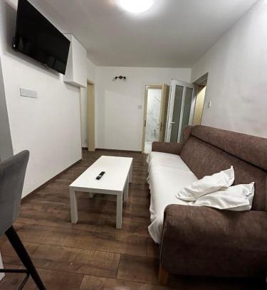 Lic Apartment | Apartman Crljenko