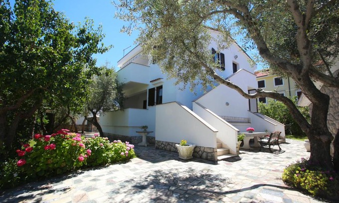 Porat Apartment | Apartmani Gaćina