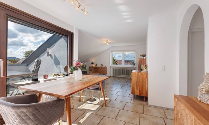 Radolfzell am Bodensee Apartment | Apartment 'Casa Di Napolitano 4' with Lake View, Balcony and Wi-Fi