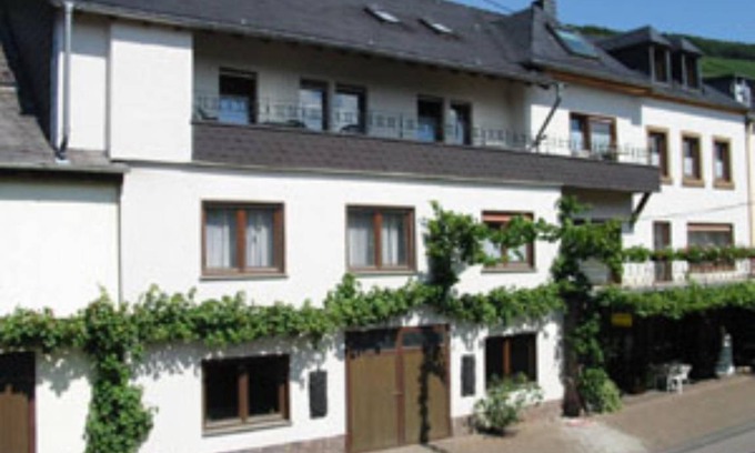 Kluesserath Apartment | Apartment ∙ 1 bedroom ∙ 2 guests