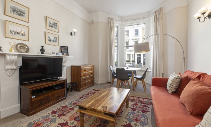 West Brompton Apartment | Apartment ∙ 1 bedroom ∙ 4 guests