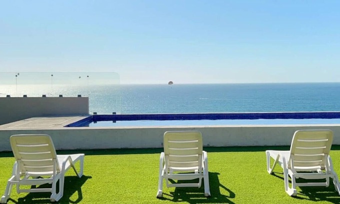 Mazatlan Condo | Apartment 1 block from el malecon with ocean views