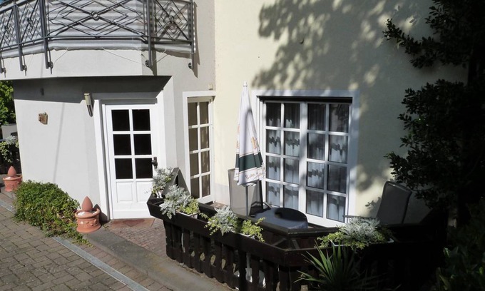 Mehring Apartment | Apartment ∙ 2 bedrooms ∙ 2 guests