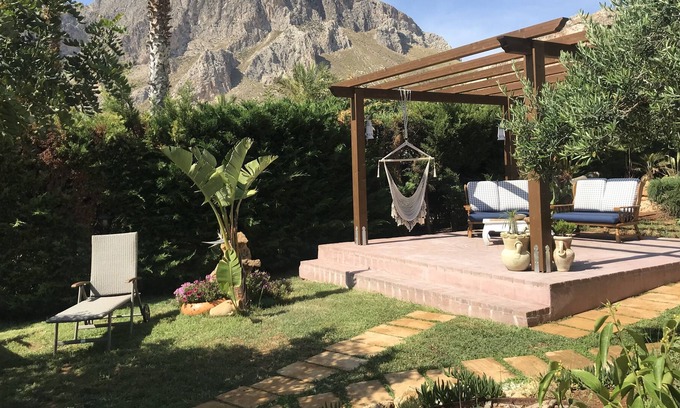 Cornino Apartment | Apartment a few steps from the sea