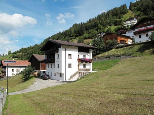 Fendels Apartment | Apartment Alpenherz-2 by Interhome