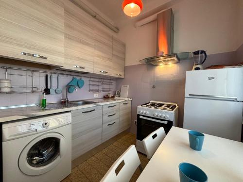 Dongo Apartment | Apartment at few steps from the lake - Larihome A16