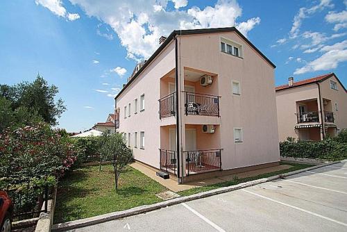 Mali Maj Apartment | Apartment Bilic with balcony