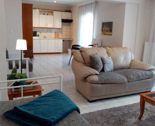 Perea Apartment | Apartment by the beach with amazing sea view