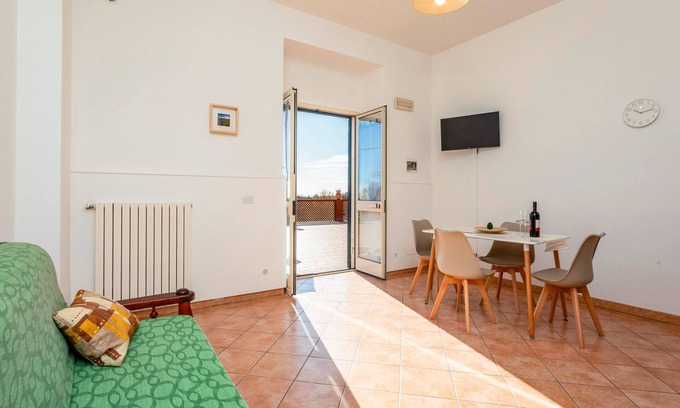 Piedimonte Etneo Apartment | Apartment 'Camia Etna House - Matrimoniale' with Sea View, Wi-Fi and Air Conditioning