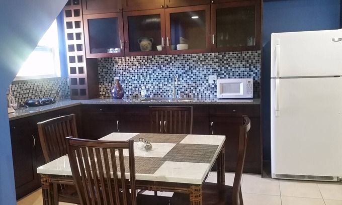 Port Saint Lucie Apartment | Apartment centrally located to all PSL has to offer