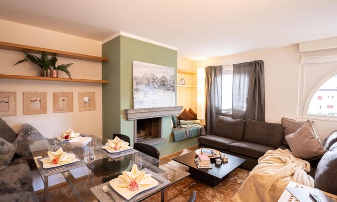 Silvaplana Apartment | Apartment Chesa Polaschin 4 - Silvaplana by Interhome
