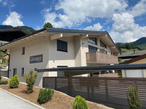 Gries Apartment | Apartment Das Georgen- Kitzsteinhorn by Interhome