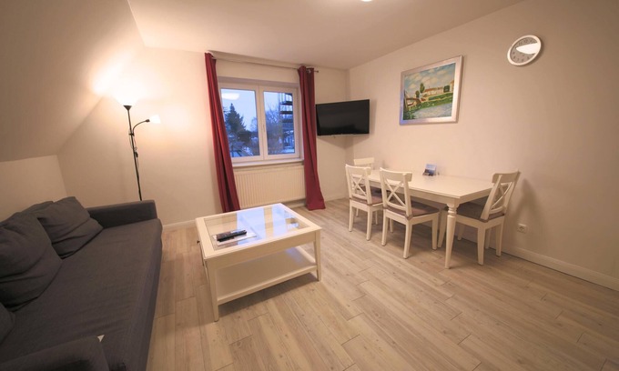 Ekenis Apartment | Apartment 5 in the apartment house Schleiblick 1st floor