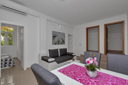 Makarska Old Town Apartment | apartment EASY