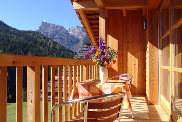 Badia Apartment | Apartment Emoziun for 7 people - San Cassiano