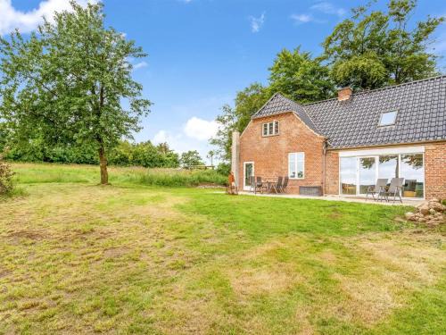 Ronbjerg Apartment | Apartment Geraldine - 3-5km to the fjord by Interhome