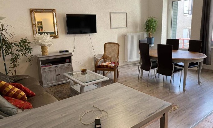 Villefort Apartment | Apartment 'Gîte Des Voyageurs' with Mountain View, Private Terrace and Wi-Fi
