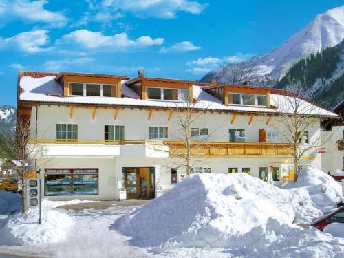 Bichlbach Apartment | Apartment in Bichlbach at the lake