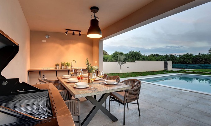 Loborika Villa | Apartment in Croatia near Stunning Beaches