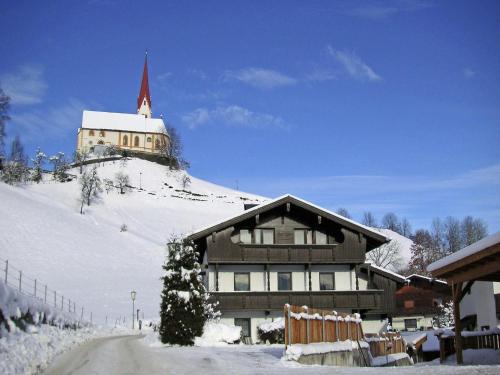 Fuegenberg Apartment | Apartment in Fügen near Ski Slopes