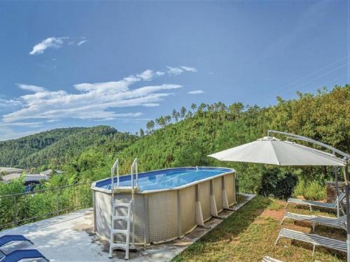 Massa Marittima House | Apartment in Massa Marittima with swimming pool