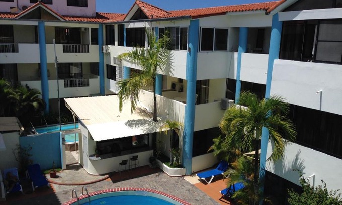 El Batey Apartment | Apartment in Plaza Europa