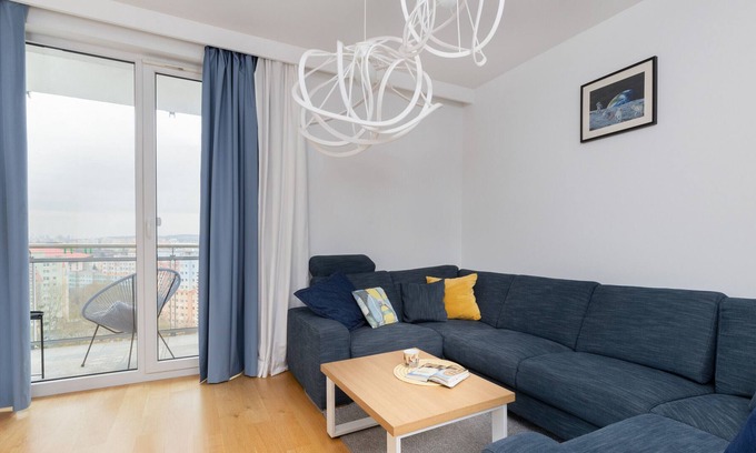 Zaspa Apartment | Apartment in the Clouds by Renters