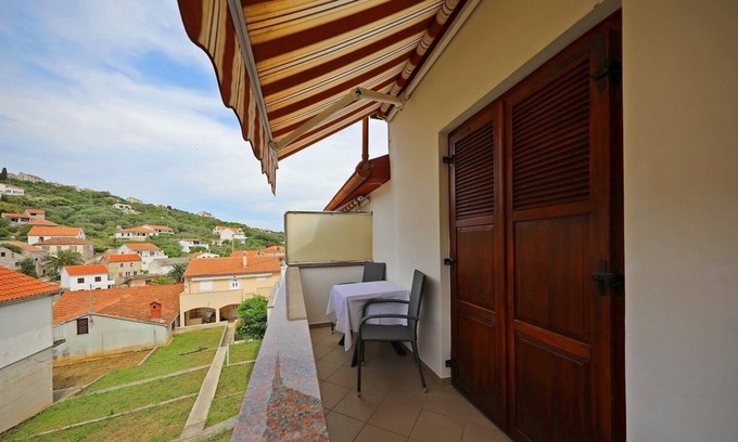 Knez Apartment | Apartment Knež with its unique island location will make your stay experienced