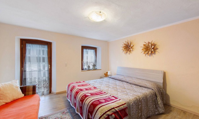 Vodo Cadore Apartment | Apartment 'La Casa Dei Cervi' with Mountain View, Balcony and Wi-Fi