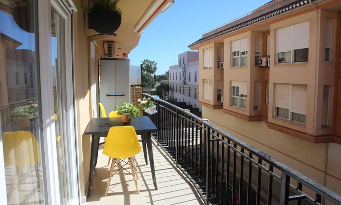 Benicassim Apartment | Apartment Las Olas in Benicàssim - 4 persons, 2 bedrooms