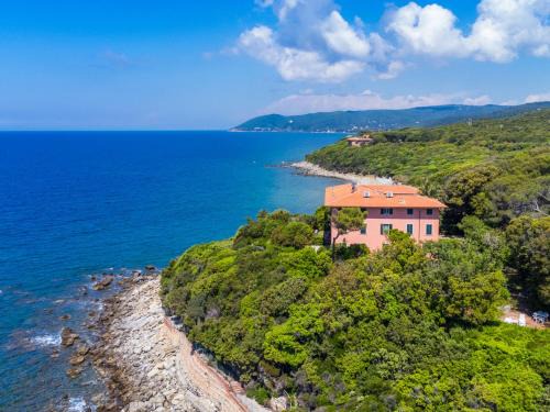 Rosignano Marittimo Apartment | Apartment Mare by Interhome