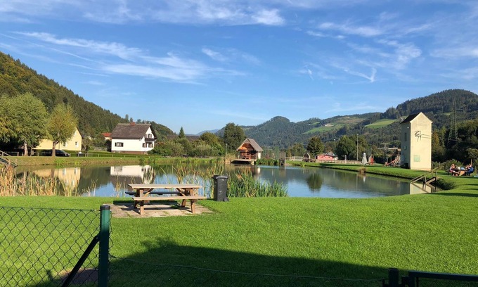 Uebelbach Apartment | Apartment Mistral with breakfast in Pension Herti - Haus Pastner am Teich
