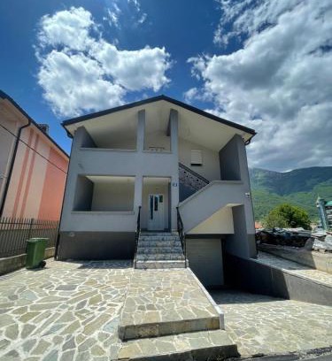 Plav Apartment | Apartment NAV