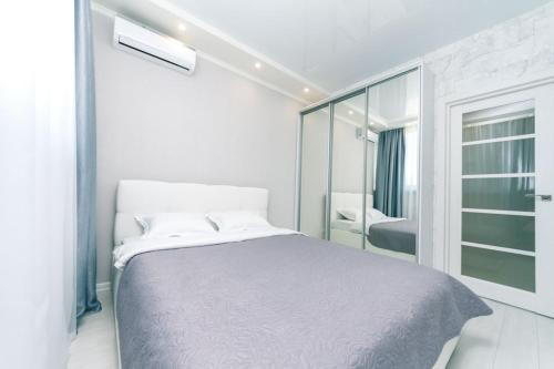 Pozniaky Apartment | Apartment on Draghomanova 2a