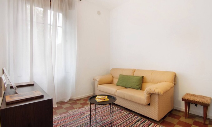 Dervio Apartment | Apartment 'Pietro' 1 of 4 in Villa Paruzzi 6Min from Lake Como