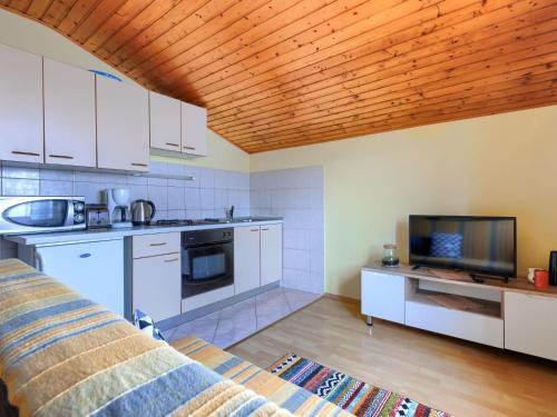 Valdebek Apartment | Apartment Ruža 1 by Interhome