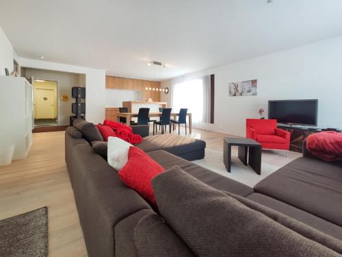 Davos-Dorf Apartment | Apartment Seewiese Apt- OG by Interhome