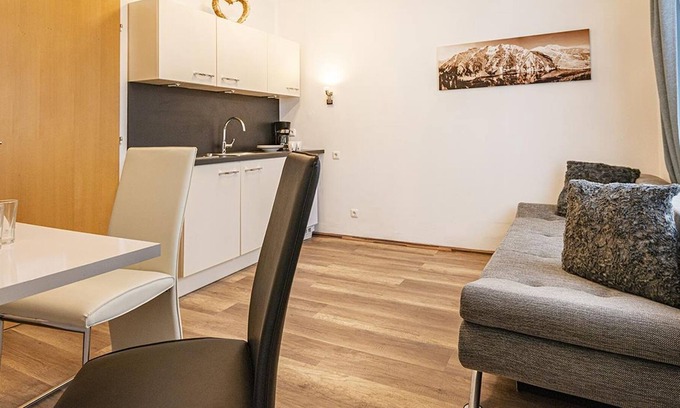 Bad Gastein Cottage | Apartment Top 20, 1-2 people - Hotel Bristol