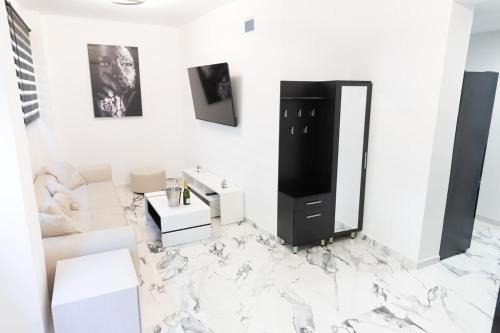 Athens Apartment | Apartment with jacuzzi and sauna
