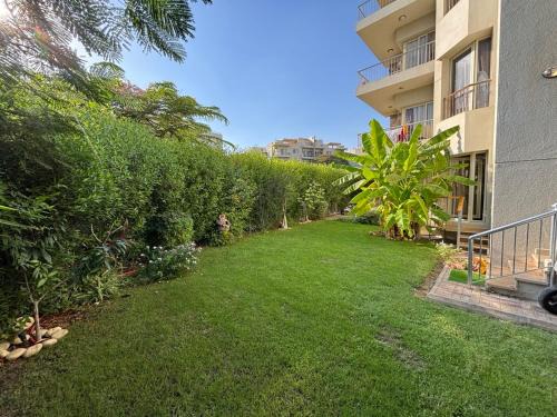 Sheikh Zayed City Apartment | Apartment with nice garden