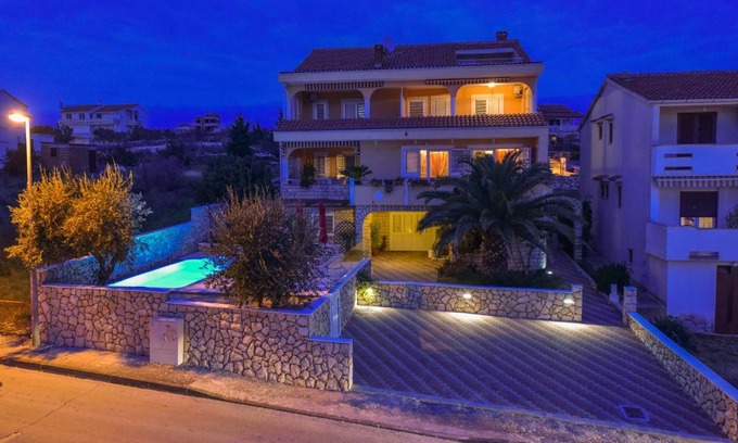 Novalja House | Apartments and rooms with a swimming pool Novalja, Pag - 9334