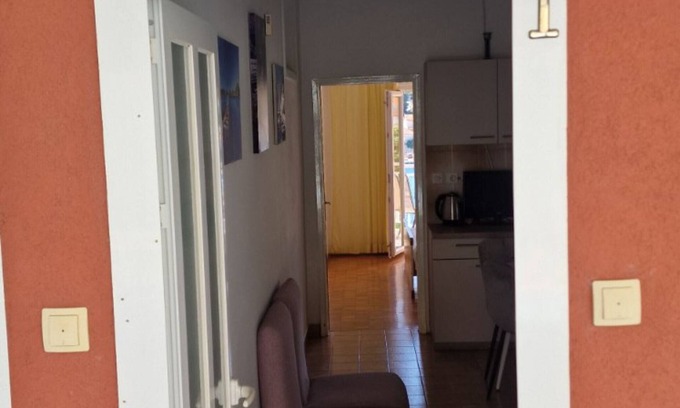 Brna Apartment | Apartments Bleuš - One Bedroom Apartment with Balcony and See View 1