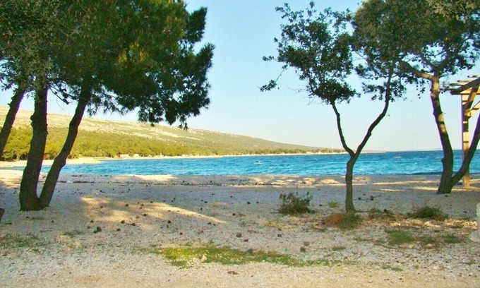 Simuni Apartment | Apartments Davorka, (14950), Šimuni, Croatia