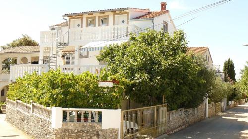 Rogoznica Apartment | Apartments Fran