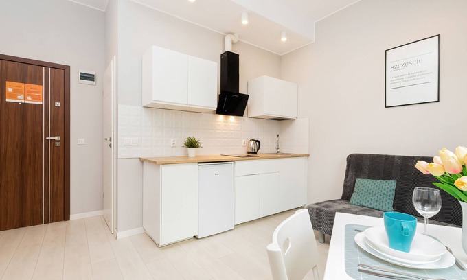 Srodmiescie Apartment | Apartments Gdynia Abrahama by Renters