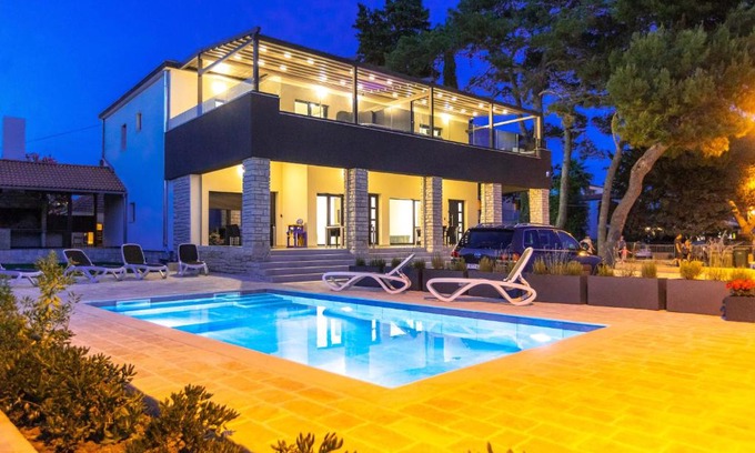 Sveti Filip i Jakov Apartment | Apartments Maris