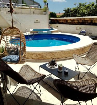 Vodice Apartment | Apartments Rustika Toscana