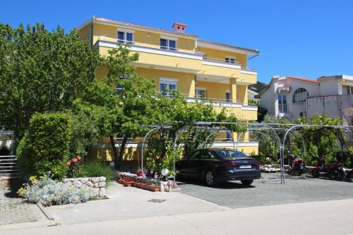Baska Apartment | Apartments with parking space Baska, Krk - 18716