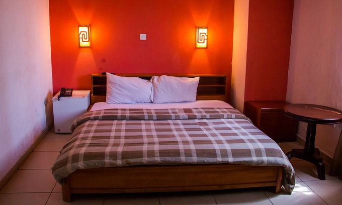 Yaba Hotel | Apollo Hotel