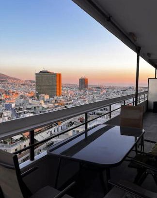 Ampelokipoi Apartment | Apollo Tower Luxury Athens Centre View Apt
